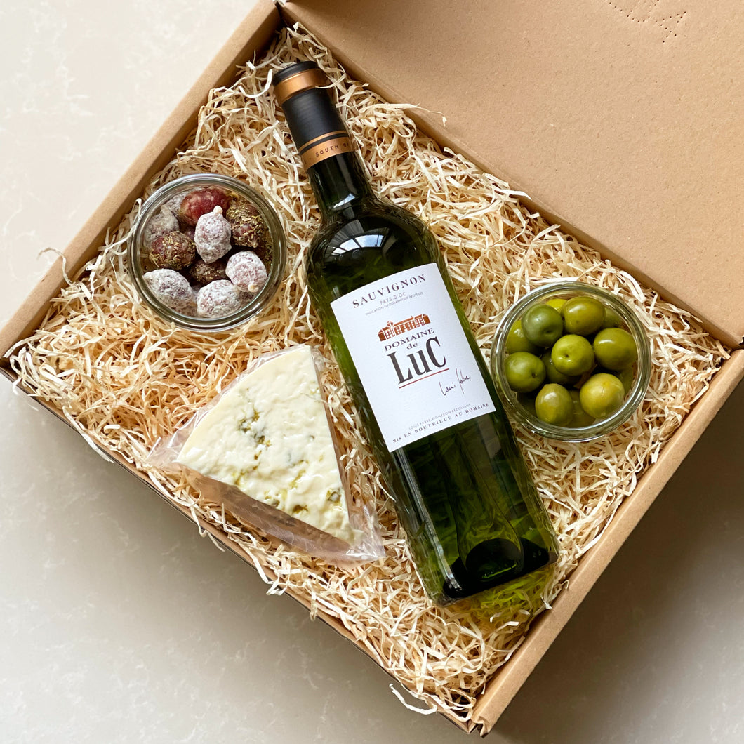 Wine and nibbles box