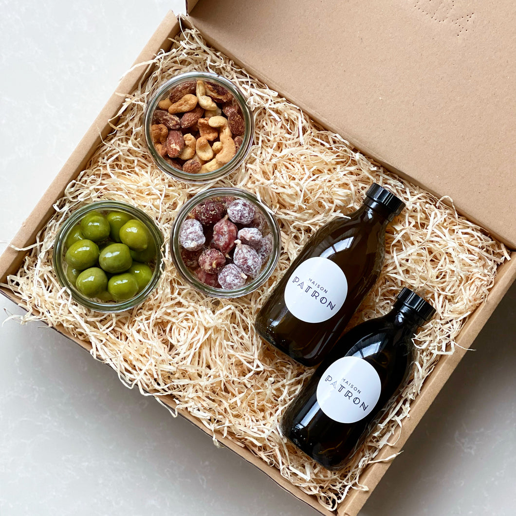 Cocktails and nibbles box
